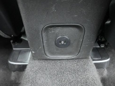 Used 2025 Ford Escape ST-Line FWD image 13