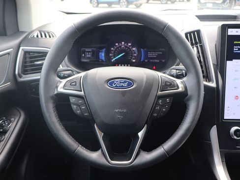 Used 2024 Ford Edge SEL w/ Convenience Package AWD/4WD image 15