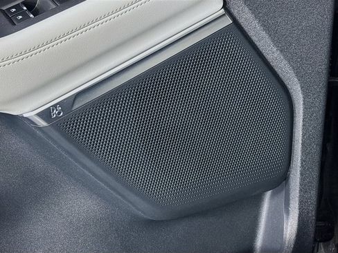 Certified 2025 Ford Expedition Platinum AWD/4WD image 19
