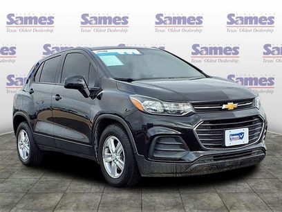 Used 2022 Chevrolet Trax LS w/ Tint and Cruise Package