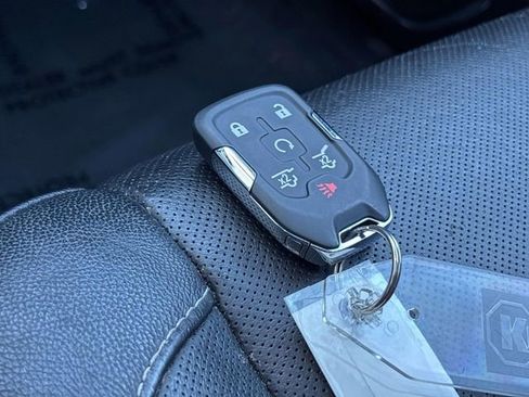 Used 2020 GMC Yukon SLT w/ Open Road Package image 33