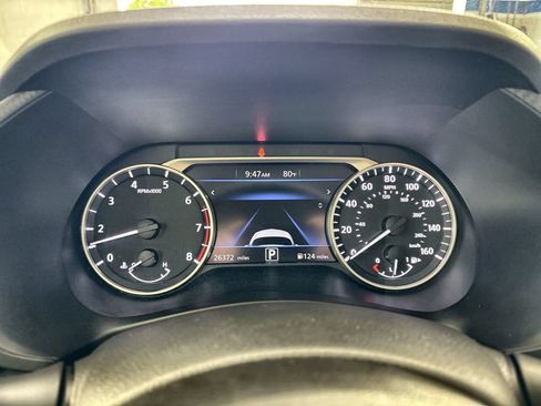 Used 2024 Nissan Sentra SV FWD image 10
