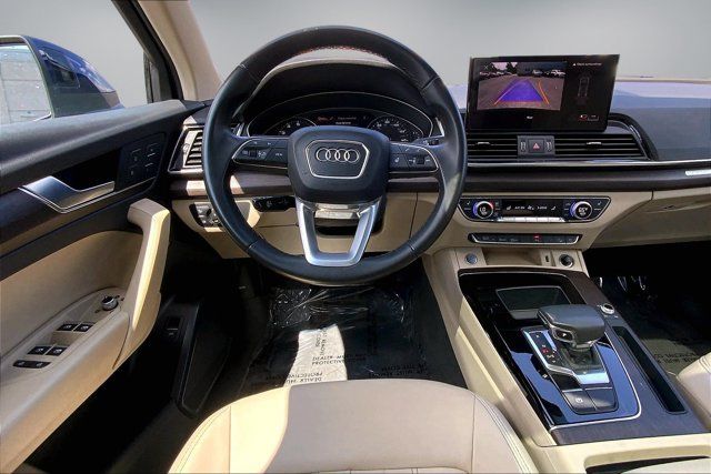 Used 2023 Audi Q5 2.0T Premium AWD/4WD image 4