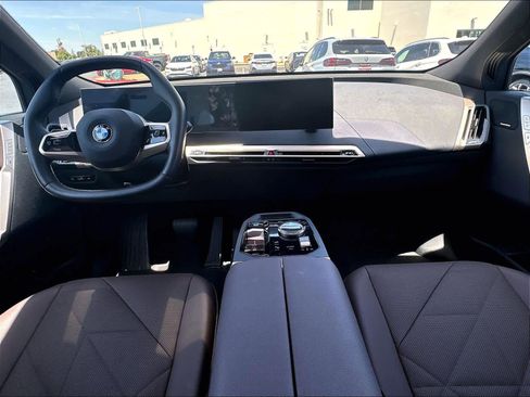 Used 2026 BMW iX xDrive60 AWD/4WD image 10