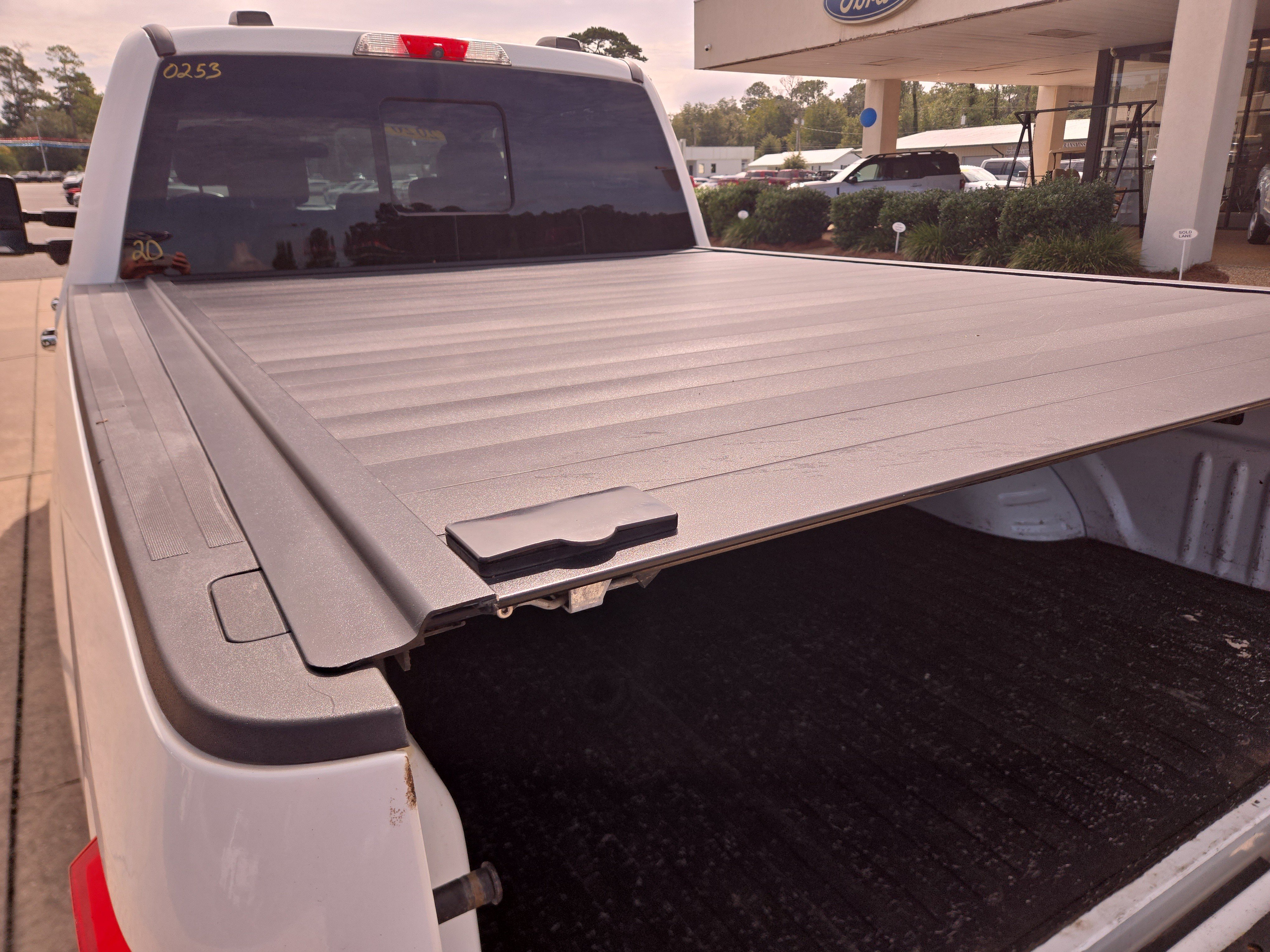 Used 2020 Ford F250 Platinum w/ FX4 Off-Road Package AWD/4WD image 27