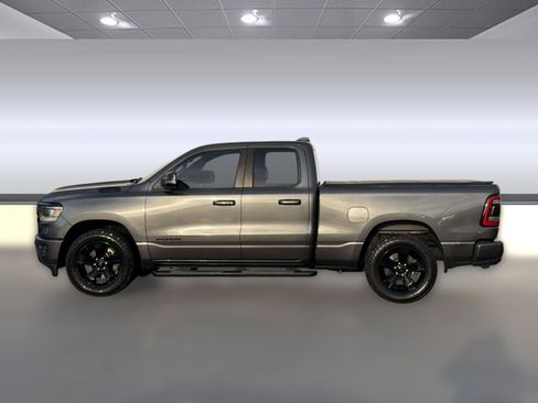 Used 2022 RAM 1500 Big Horn w/ Night Edition AWD/4WD image 2