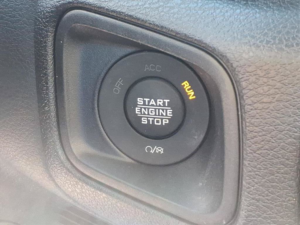 Used 2024 Jeep Wrangler Unlimited AWD/4WD image 11