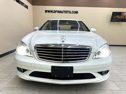 Used 2008 Mercedes-Benz S 550 w/ P3 Pkg image 3