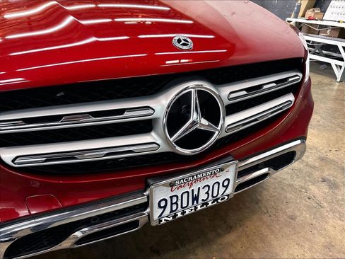 Used 2022 Mercedes-Benz GLC 300 4MATIC image 32