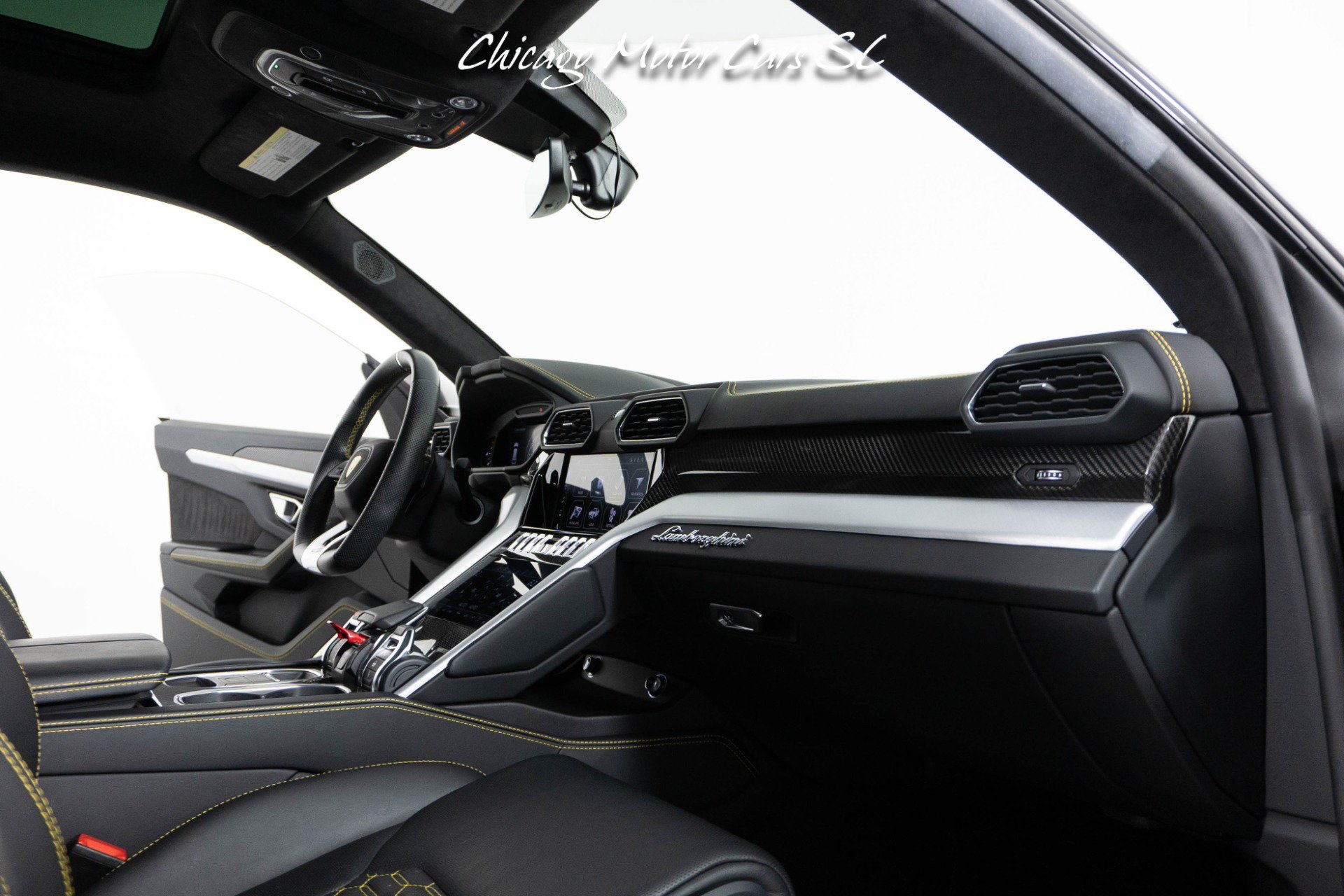 Used 2021 Lamborghini Urus AWD/4WD image 50