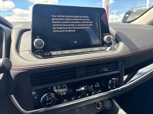 New 2026 Nissan Rogue SV AWD/4WD image 21