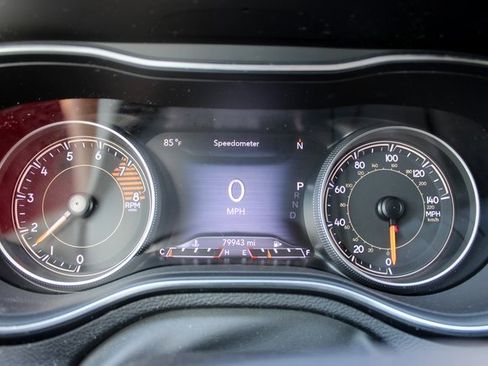 Used 2020 Jeep Cherokee Trailhawk w/ Cold Weather Group image 30