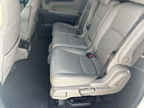 Used 2018 Honda Odyssey EX-L image 16