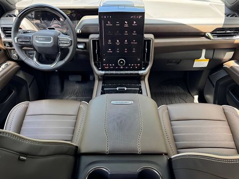 New 2026 GMC Yukon XL Denali Ultimate w/ LPO, Floor Liner Package AWD/4WD image 22