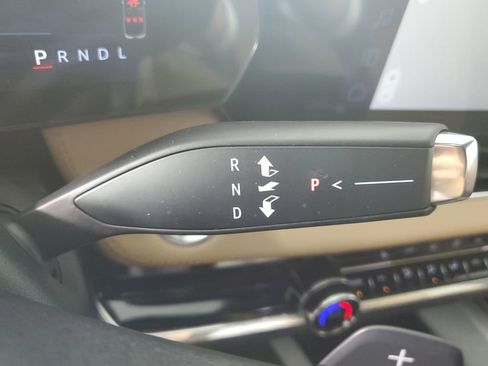 Used 2025 Chevrolet Equinox ACTIV image 20