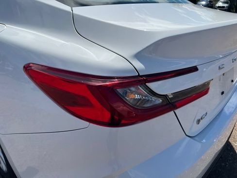 Used 2025 Toyota Camry LE FWD image 10