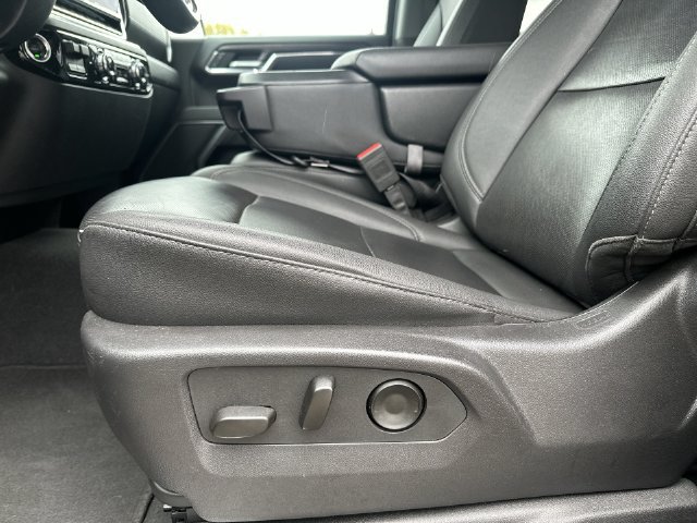 Used 2025 GMC Sierra 1500 SLT AWD/4WD image 23