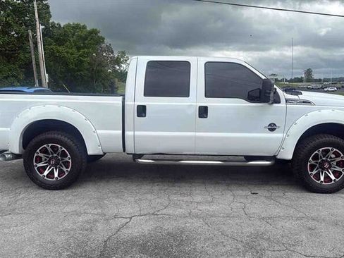 Used 2015 Ford F250 XLT AWD/4WD image 1