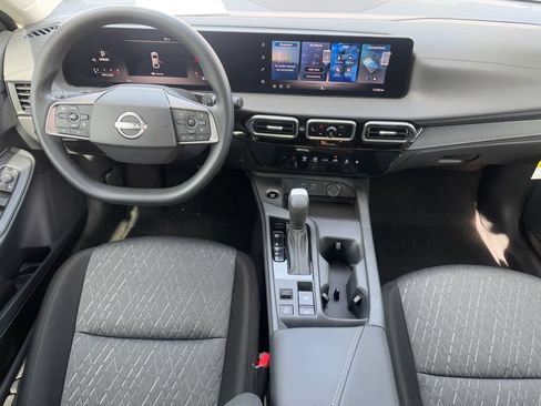 Used 2026 Nissan Sentra SV w/ Floor Mat Package FWD image 14