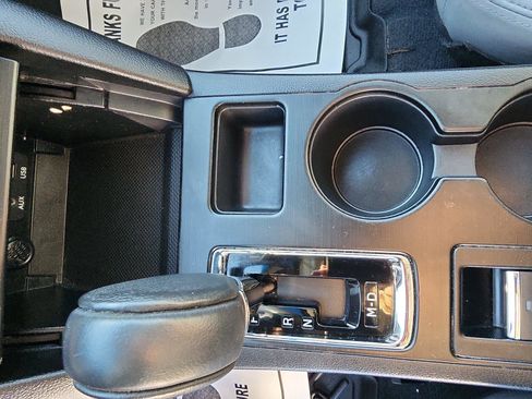 Used 2018 Subaru Outback 2.5i Limited image 19