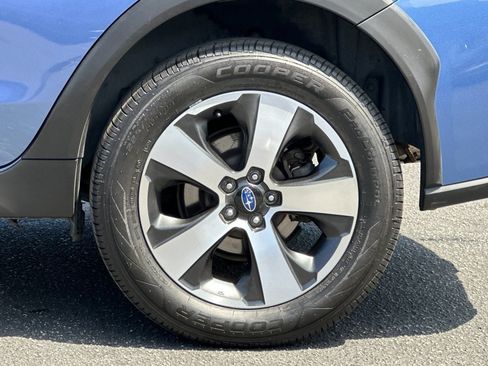 Used 2016 Subaru Crosstrek Touring AWD/4WD image 32