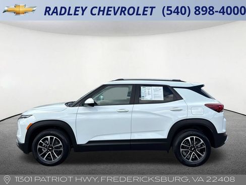 Certified 2025 Chevrolet TrailBlazer LT AWD/4WD image 16