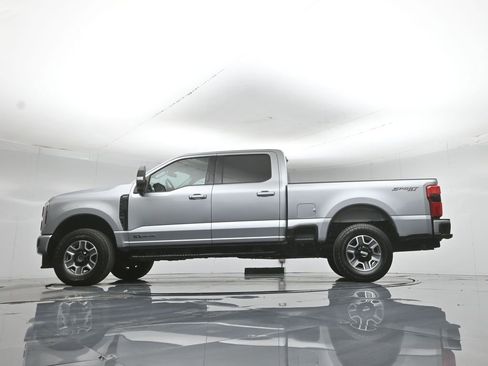 Used 2024 Ford F250 Lariat w/ Sport Appearance Package AWD/4WD image 50