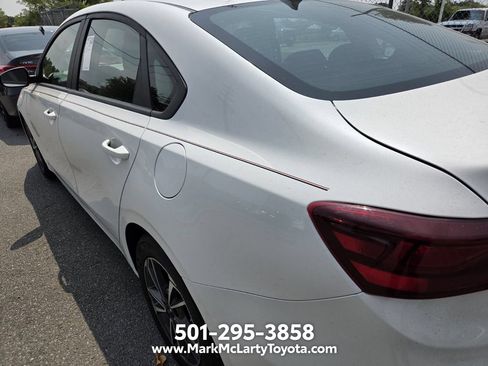 Used 2024 Kia Forte LXS FWD image 9
