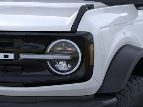 New 2026 Ford Bronco Outer Banks w/ Sasquatch Package AWD/4WD image 20