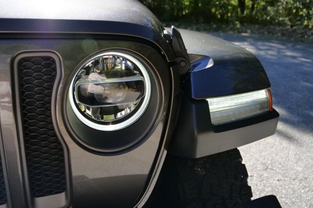 Used 2021 Jeep Wrangler Rubicon AWD/4WD image 12