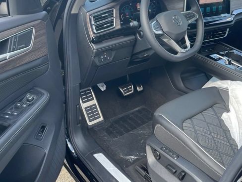 New 2026 Volkswagen Atlas SEL Premium R-Line AWD/4WD image 24