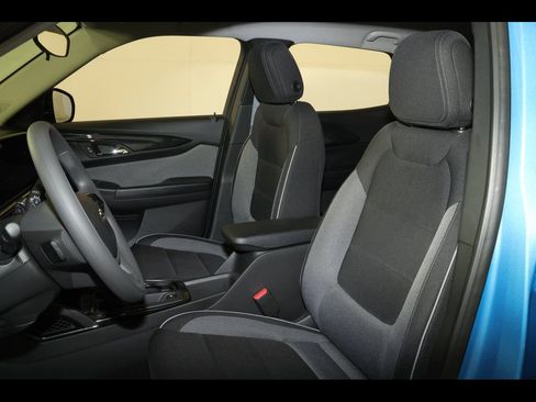 New 2026 Chevrolet TrailBlazer LT w/ Midnight Edition FWD image 20