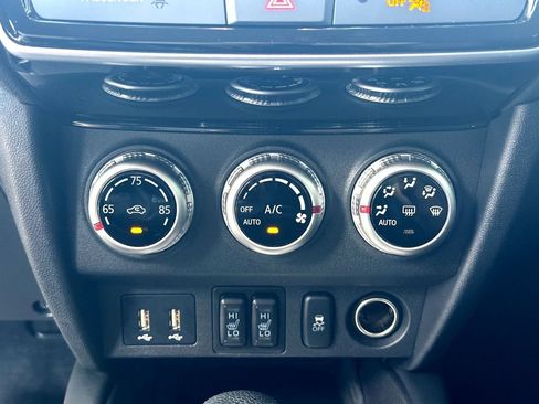Used 2024 Mitsubishi Outlander Sport ES AWD/4WD image 22