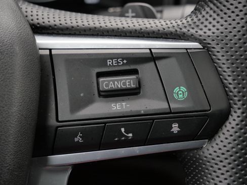 Used 2023 Mitsubishi Outlander SEL Black Edition image 32