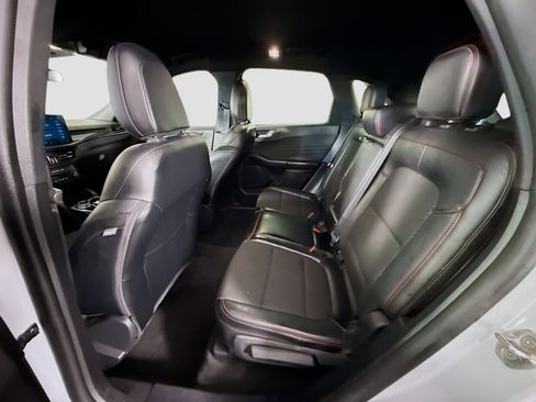 Used 2025 Ford Escape ST-Line w/ Tech Pack #1 FWD image 25