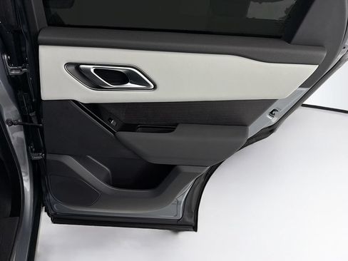 Used 2025 Land Rover Range Rover Velar S AWD/4WD image 26