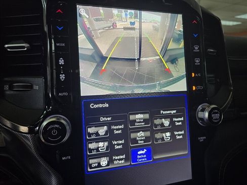 Used 2019 RAM 1500 Limited AWD/4WD image 28