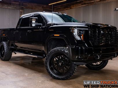 Used 2025 GMC Sierra 2500 Denali