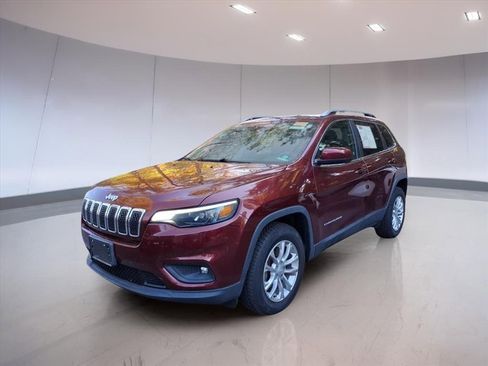 Used 2019 Jeep Cherokee Latitude w/ Popular Appearance Group image 2