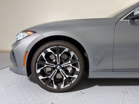 Used 2026 BMW 330i xDrive Sedan w/ Premium Package AWD/4WD image 9