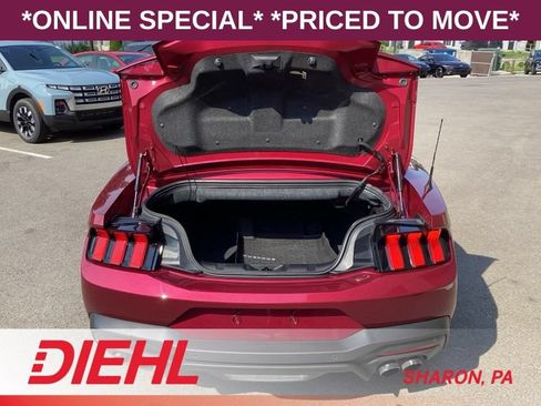 Used 2025 Ford Mustang GT Premium RWD image 14