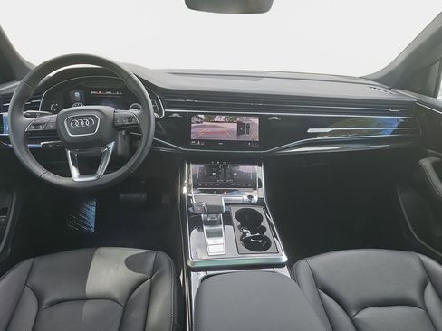 Certified 2025 Audi Q8 Premium Plus w/ Premium Plus Package AWD/4WD image 10