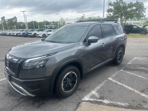 Used 2024 Nissan Pathfinder Rock Creek image 1
