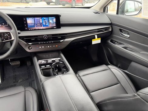 New 2026 Nissan Murano SV AWD/4WD image 18