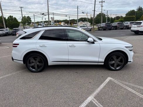 Certified 2024 Genesis GV70 3.5T Sport w/ Sport Advanced Package AWD/4WD image 15