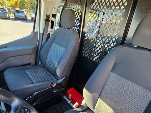 Used 2024 Ford Transit 250 Low Roof w/ Exterior Upgrade Package image 9