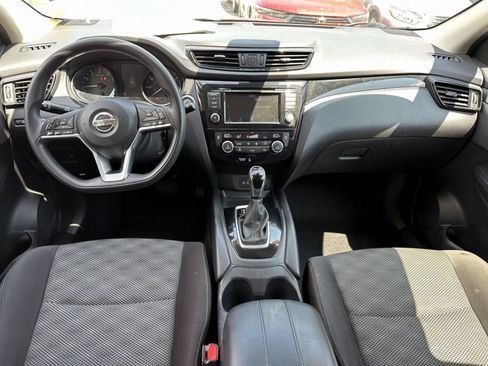Certified 2019 Nissan Rogue Sport SV AWD/4WD image 15
