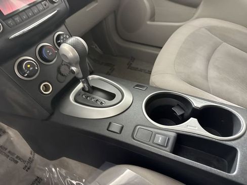 Used 2014 Nissan Rogue S w/ Convenience Package image 18