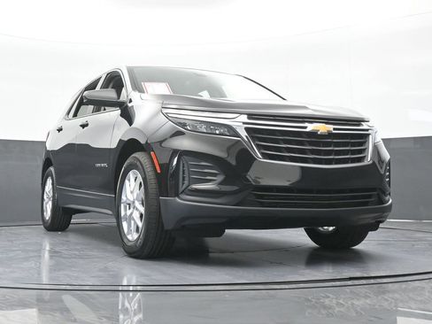 Used 2023 Chevrolet Equinox LS FWD image 61