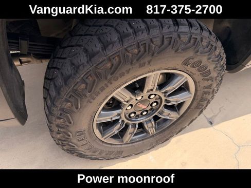 Used 2024 GMC Sierra 1500 AT4X AWD/4WD image 10